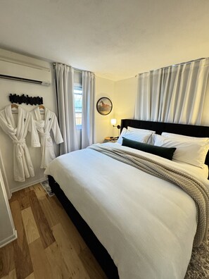 2 chambres, fer et planche à repasser, lit parapluie, Wi-Fi gratuit