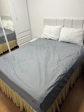 2 bedrooms