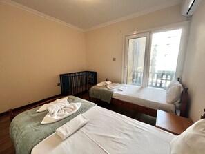 3 bedrooms, iron/ironing board, free WiFi, bed sheets - STAY Napa Oniro Apartment (Ayia Napa)