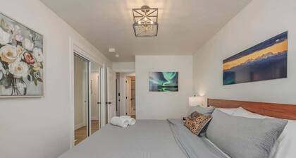 Downtown Coastal View 1 Bedroom