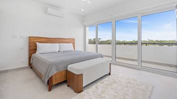 5 bedrooms, in-room safe, iron/ironing board, travel cot