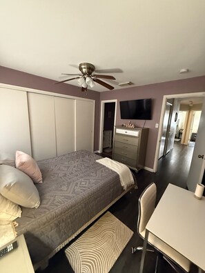 3 bedrooms, WiFi, bed sheets