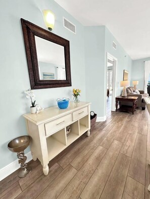 TV - 🦩Sunset Chaser at Ariel Dunes🦩 (Destin)