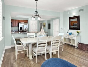 Dining - 🦩Sunset Chaser at Ariel Dunes🦩 (Destin)