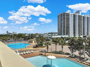 A heated pool - 🦩Sunset Chaser at Ariel Dunes🦩 (Destin)