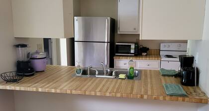 3-bedroom house in charming Snellville with AC