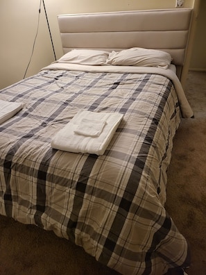 3 Schlafzimmer, Bügeleisen/Bügelbrett, WLAN, Bettwäsche