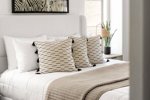 2 bedrooms, desk, iron/ironing board, travel cot