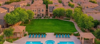 2402 E. 5th Street #1565