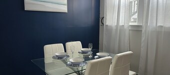 7Min-DT | King Bed | 400mbs Wifi | Free Parking