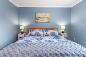 4 bedrooms, desk, iron/ironing board, travel cot