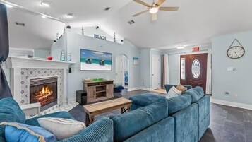 Smart TV, fireplace, video games