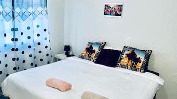2 bedrooms, iron/ironing board, WiFi, bed sheets