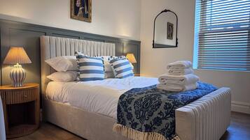 3 chambres, fer et planche Ă repasser, Wi-Fi, draps fournis