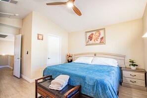 5 bedrooms, desk, iron/ironing board, free WiFi