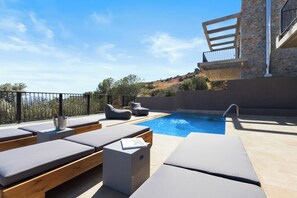 Outdoor pool, sun loungers