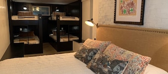 Downtown! Private Entrance Guest Suite in State College.