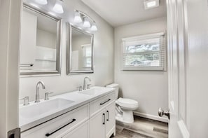 Towels, soap, toilet paper