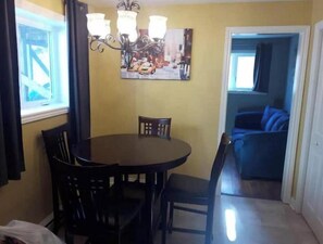 Dining - Private and cozy one bedroom sanctuary few minutes from the Airport (St. John's)