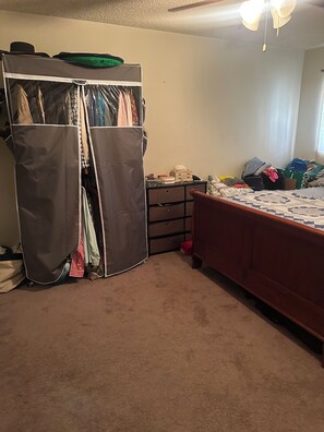 1 bedroom, iron/ironing board, Internet, bed sheets