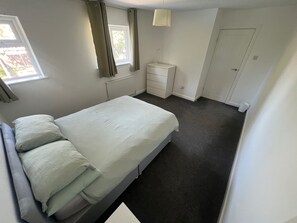 3 chambres, Wi-Fi gratuit, draps fournis