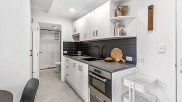 Microwave, oven, stovetop, dishwasher