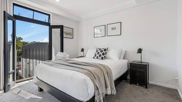 1 bedroom, iron/ironing board, Internet, bed sheets