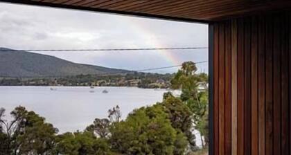 Bay View Retreats- Ocean Mist