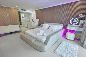 1 soverom, strykejern/-brett, wi-fi og sengetøy