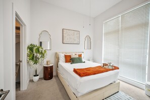 1 chambre, fer et planche à repasser, Wi-Fi, draps fournis