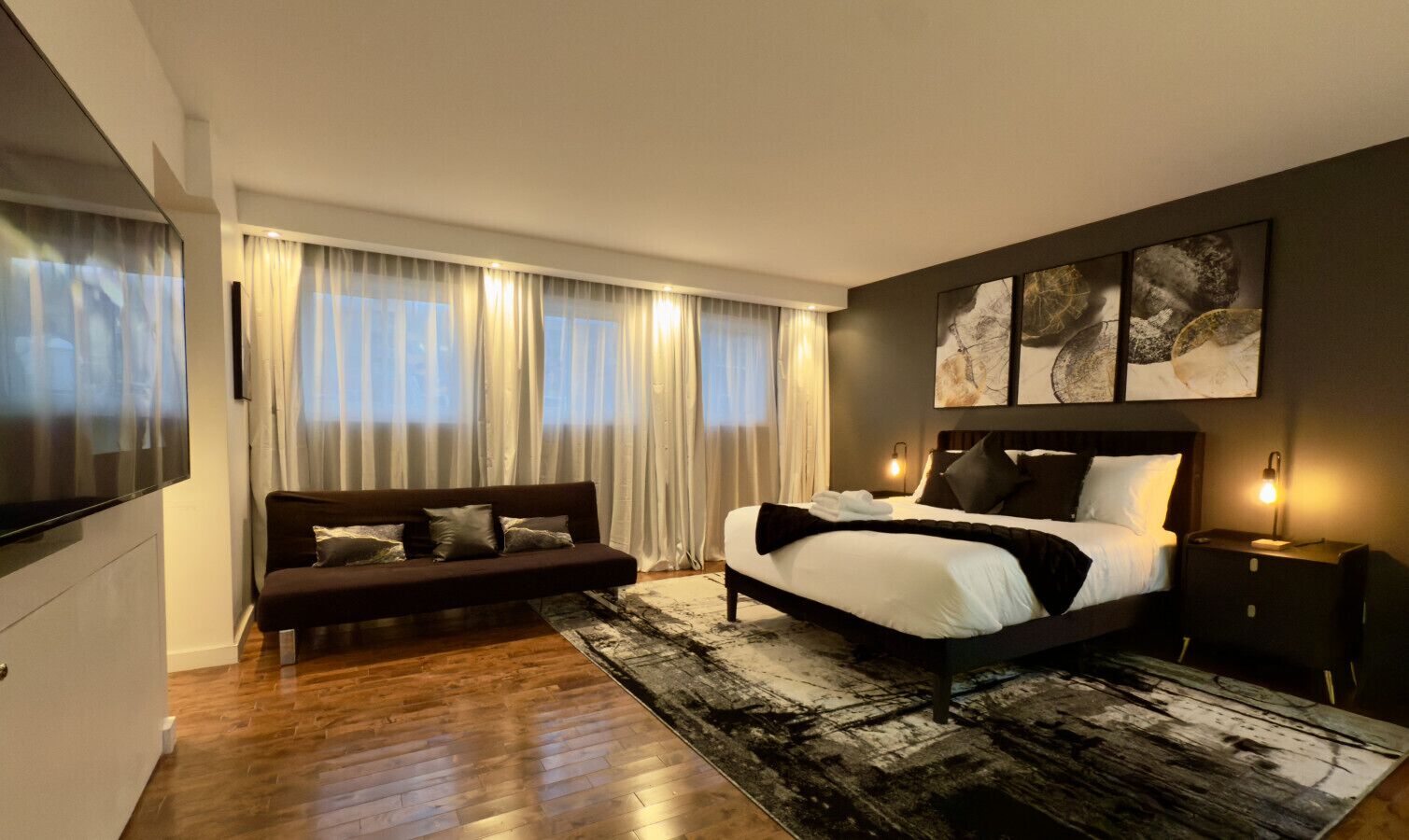 Schreibtisch, Bügeleisen/Bügelbrett, WLAN, Bettwäsche