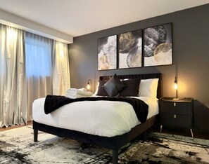 Desk, iron/ironing board, WiFi, bed sheets - 237 Saint-joseph Joli studio en centre ville de Québec avec Parking (Québec)