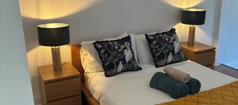 Cozee two bed WV11 1NW - Wolverhampton