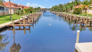 Marina - Entire home 3-bedroom house with AC in Homosassa FL Private Boat SLIP available (Homosassa)