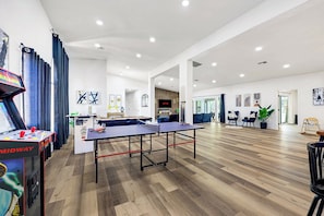 Spielezimmer