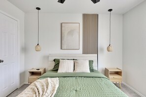 4 chambres, fer et planche à repasser, Wi-Fi, draps fournis