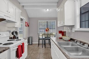 Fridge, microwave, stovetop