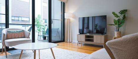 Smart TV, ping pong, books