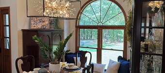 JB’s Winners Circle is a peaceful, quite home only 3 minutes from downtown.