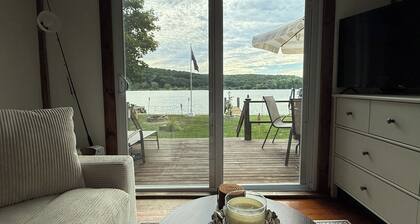 The little cottage on the ct river