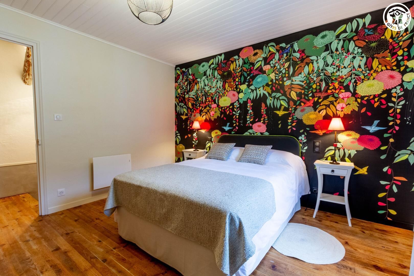 2 Schlafzimmer, Bügeleisen/Bügelbrett