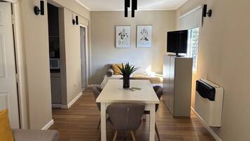 Classic Apartment, 1 Bedroom | Living area