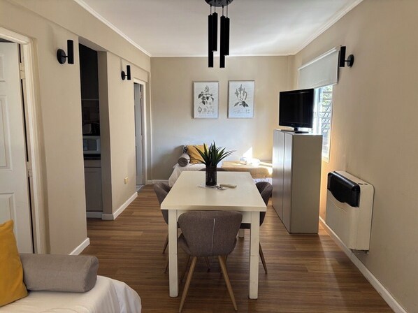 Classic Apartment, 1 Bedroom | Living area