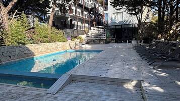 Seasonal outdoor pool