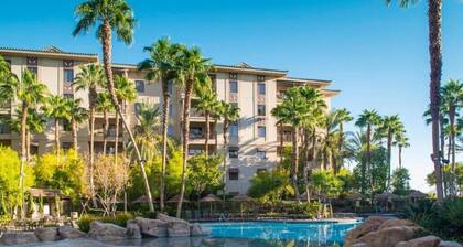 Vegas 1BR Resort Stay • Kitchen • Resort Amenities