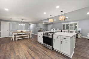 Microwave, oven, stovetop, dishwasher