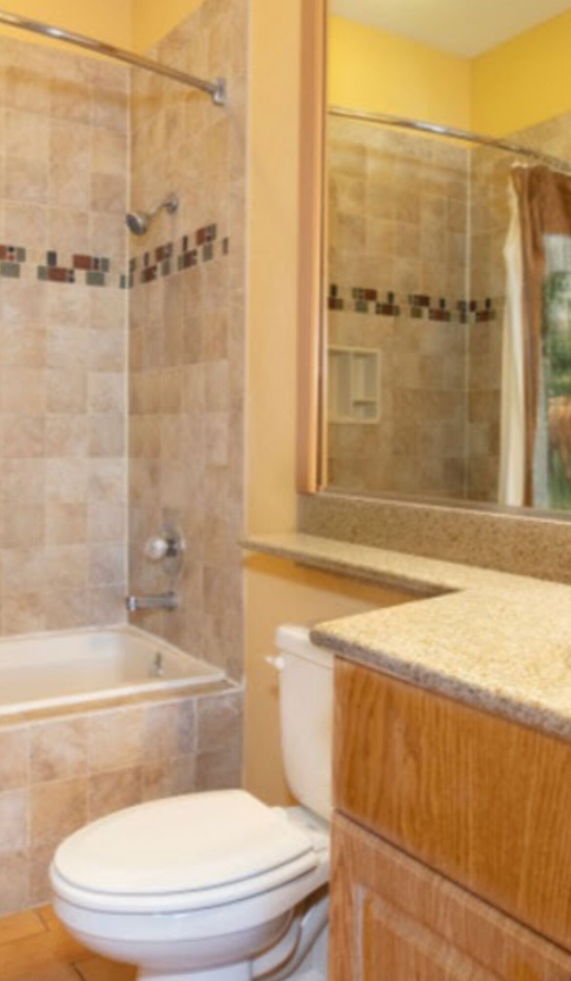 吹风机、毛巾、肥皂、卫生纸