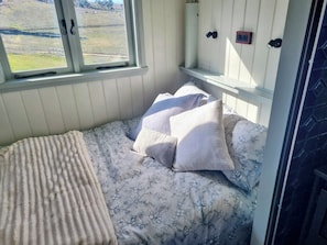 1 bedroom, iron/ironing board, bed sheets