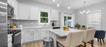 Luxe 3BR Retreat Mins to Duke Campus, DPAC, NCCU & Downtown Durham /FREE PARKING