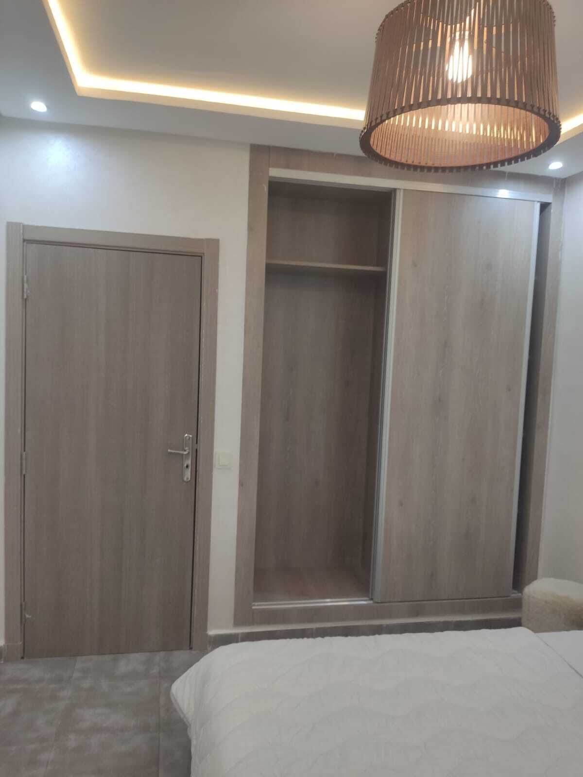 Desk, laptop workspace, free WiFi